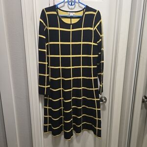 Luxxe Lane black and yellow windowpane long-sleeve A-line sweater dress Size XL